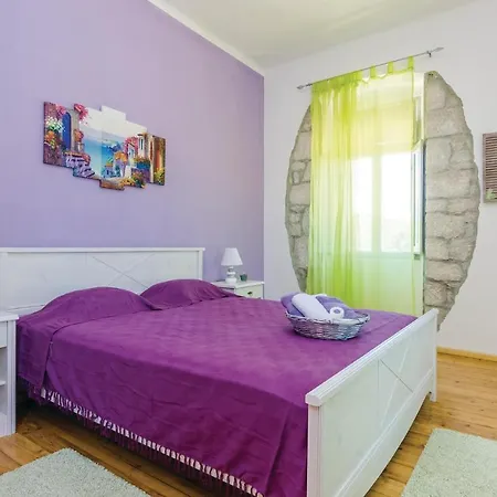 Three-bedroom In Σπίτι διακοπών