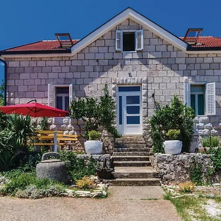 Three-bedroom In Σπίτι διακοπών Janjina