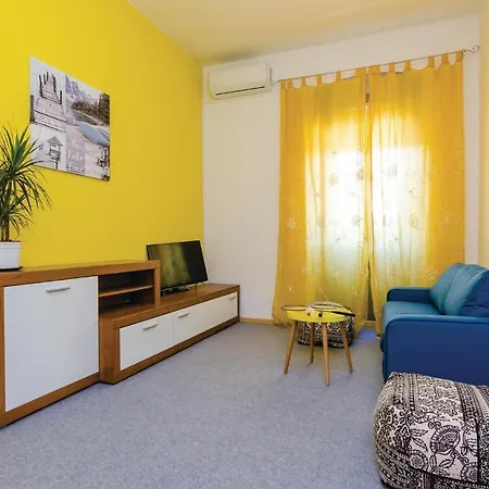 Three-bedroom In * Janjina