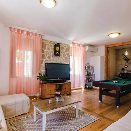 Three-bedroom In *